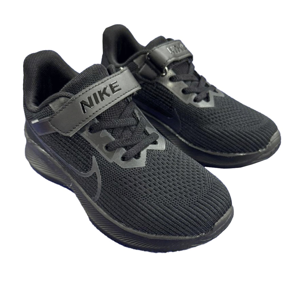 Nike Black (Kids)